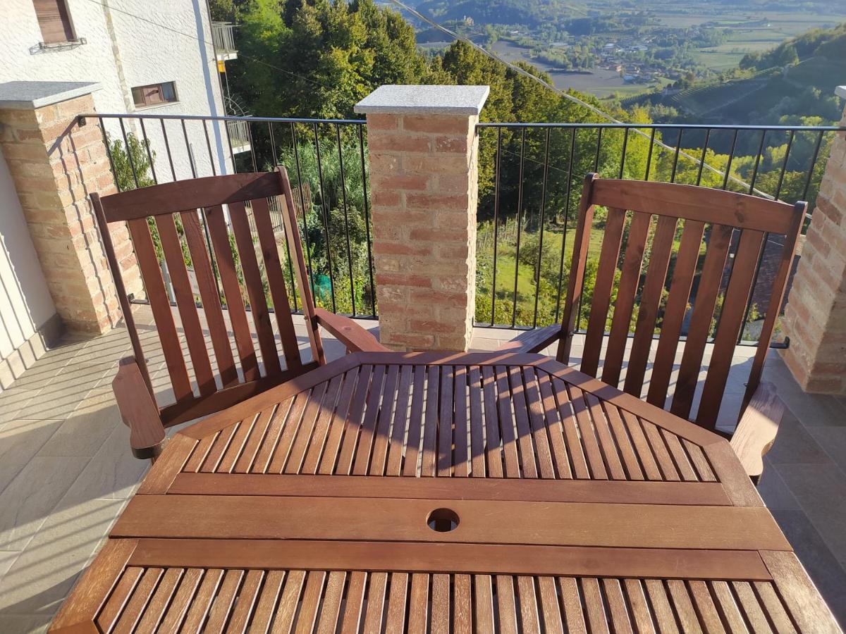 Casa Mantel Holiday Home Panoramic View In Langhe نوفيلو المظهر الخارجي الصورة