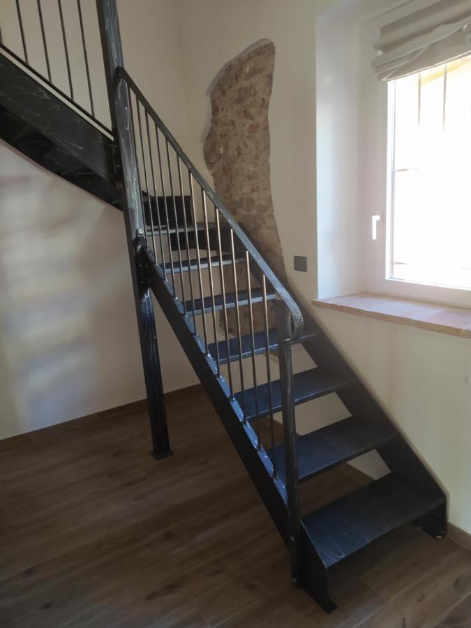 Casa Mantel Holiday Home Panoramic View In Langhe نوفيلو المظهر الخارجي الصورة