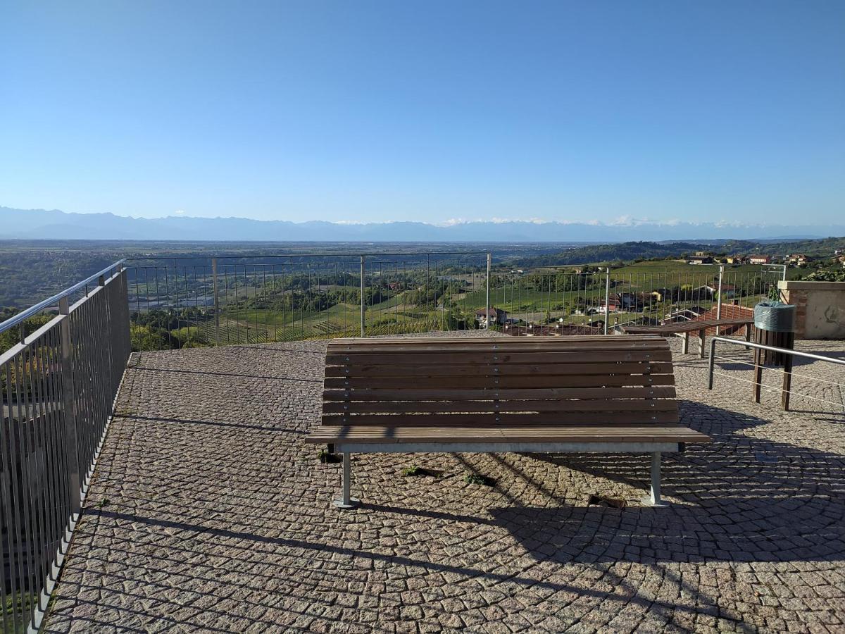 Casa Mantel Holiday Home Panoramic View In Langhe نوفيلو المظهر الخارجي الصورة