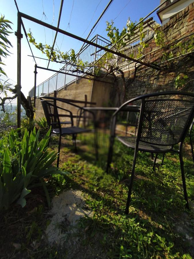 Casa Mantel Holiday Home Panoramic View In Langhe نوفيلو المظهر الخارجي الصورة