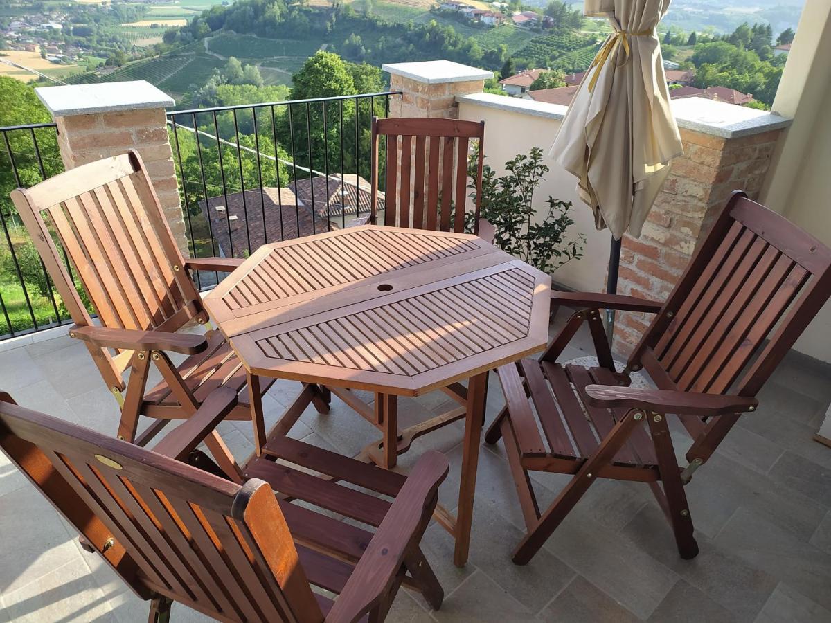 Casa Mantel Holiday Home Panoramic View In Langhe نوفيلو المظهر الخارجي الصورة
