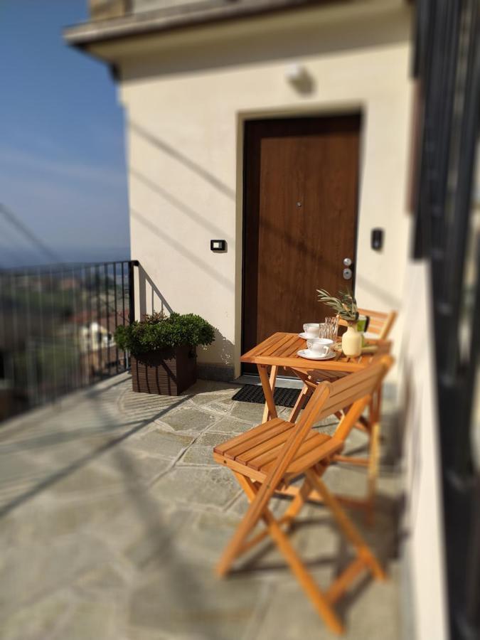 Casa Mantel Holiday Home Panoramic View In Langhe نوفيلو المظهر الخارجي الصورة
